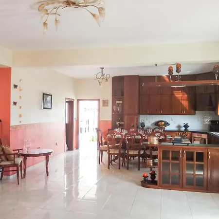 Militsa Villa *